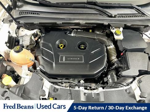 Used 2018 Lincoln MKC Select w/ Select Plus Package AWD/4WD image 38
