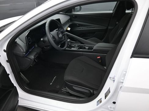 New 2026 Hyundai Elantra Sport w/ Cargo Package image 9