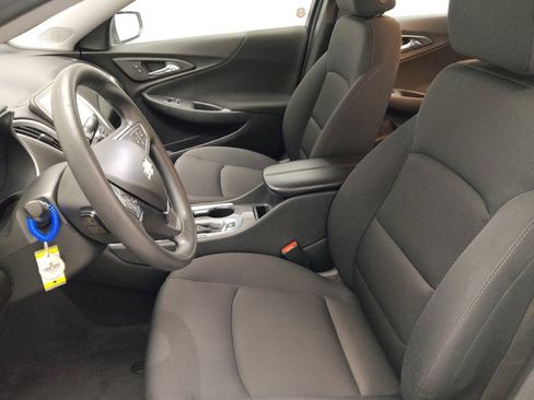 Used 2024 Chevrolet Malibu LT image 17