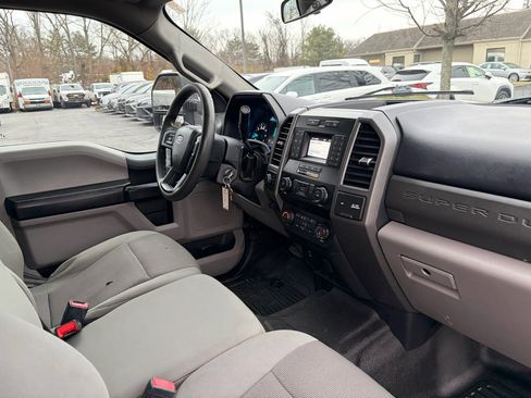 Used 2020 Ford F250 XL w/ Power Equipment Group image 37