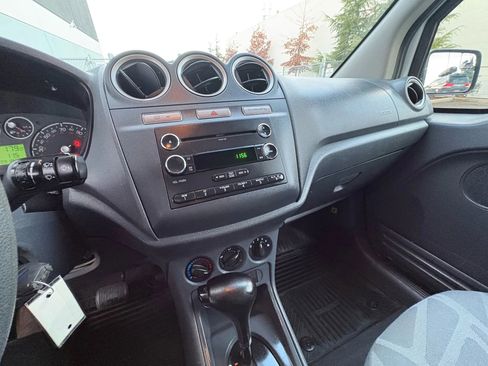 Used 2013 Ford Transit Connect XLT image 13