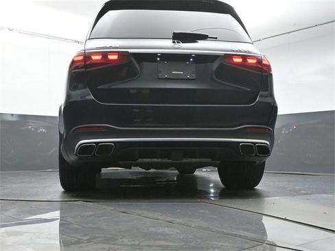 Used 2024 Mercedes-Benz GLS 63 AMG 4MATIC image 39