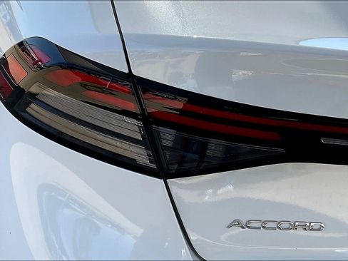 New 2025 Honda Accord SE image 14