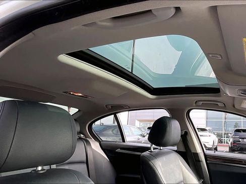 Used 2015 BMW 528i Sedan image 23