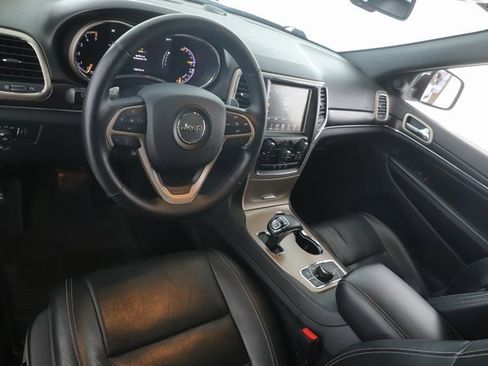 Used 2014 Jeep Grand Cherokee Limited w/ Luxury Group II image 17