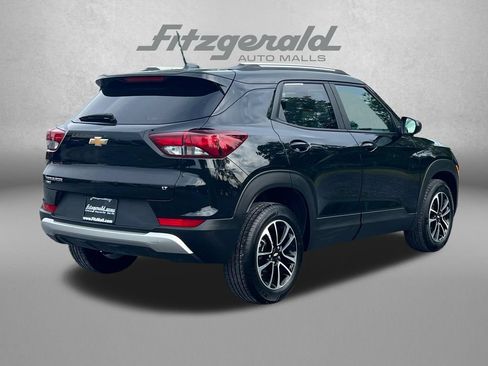 Used 2025 Chevrolet TrailBlazer LT AWD/4WD image 8