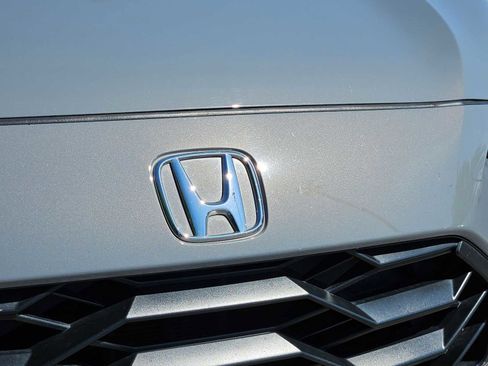 Used 2024 Honda HR-V Sport image 12