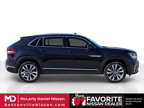 Used 2023 Volkswagen Atlas Cross Sport SEL Premium R-Line image 6