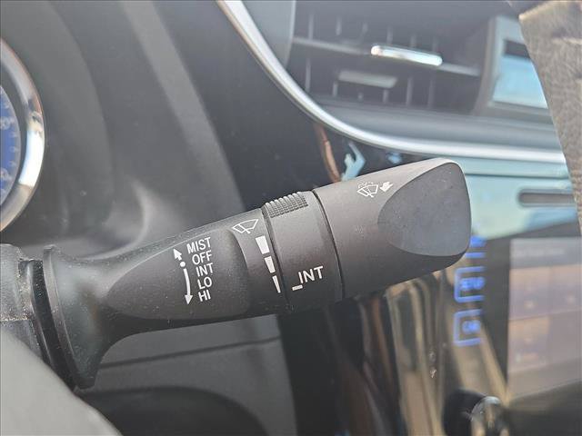 Used 2017 Toyota Corolla SE FWD image 16