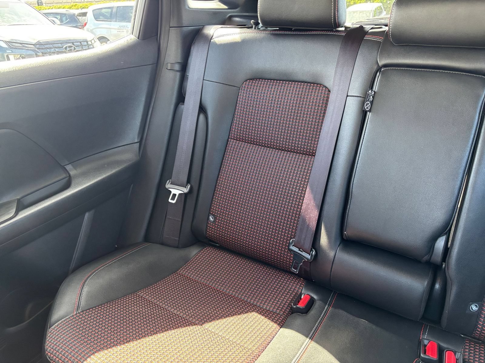 Used 2026 Nissan Kicks SR FWD image 37