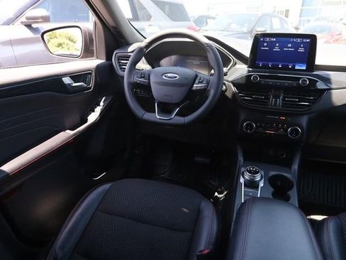 Certified 2025 Ford Escape ST-Line FWD image 21