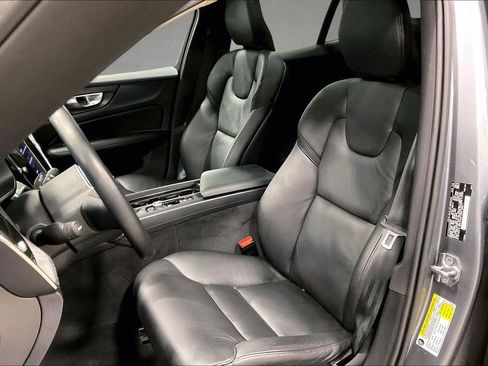 Used 2021 Volvo V60 T5 Cross Country w/ Climate Package AWD/4WD image 21