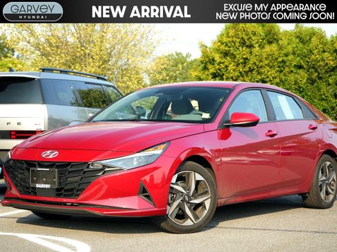 Certified 2023 Hyundai Elantra SEL w/ Convenience Package FWD image 1