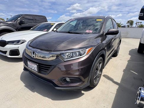 Used 2021 Honda HR-V EX-L image 3