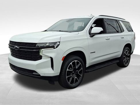 Used 2023 Chevrolet Tahoe RST image 3