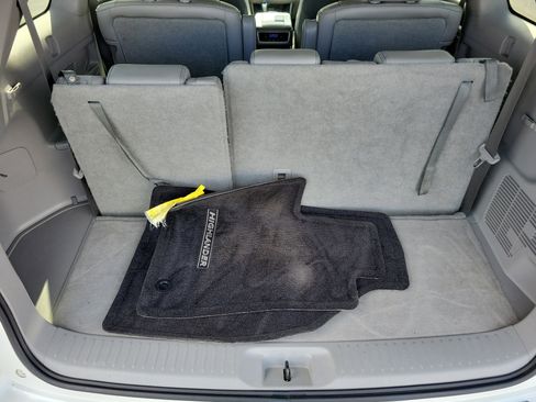Used 2018 Toyota Highlander Limited AWD/4WD image 8