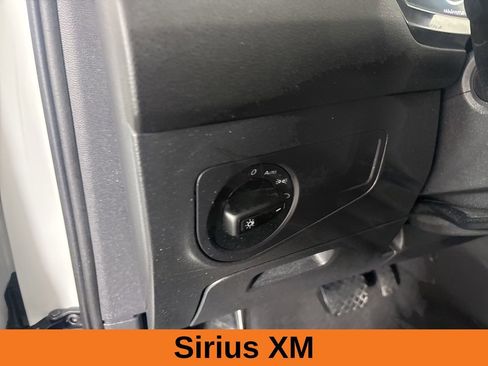 Used 2024 Volkswagen Tiguan S image 9