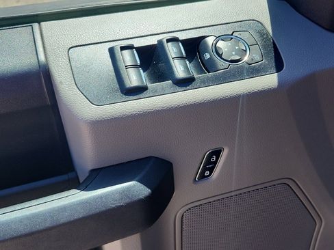 Used 2018 Ford F150 XL w/ Equipment Group 101A Mid image 14