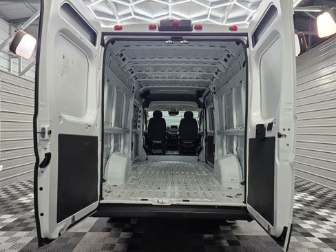 Used 2022 RAM ProMaster 3500 FWD image 11
