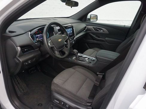 Certified 2023 Chevrolet Traverse LT w/ LPO, Floor Liner Package image 9