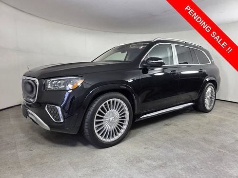 Certified 2025 Mercedes-Benz Maybach GLS 600 4MATIC image 8
