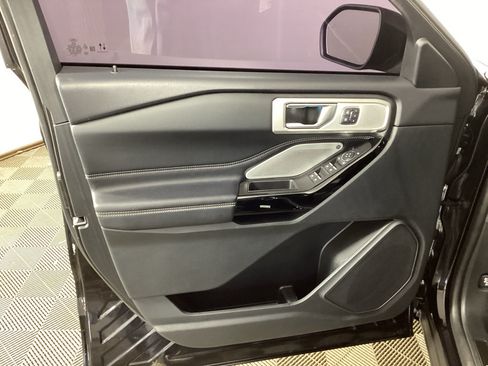 Used 2022 Ford Explorer ST w/ Equipment Group 401A AWD/4WD image 19