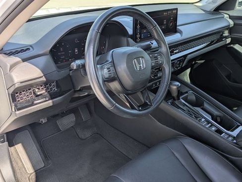 Used 2023 Honda Accord EX-L image 10