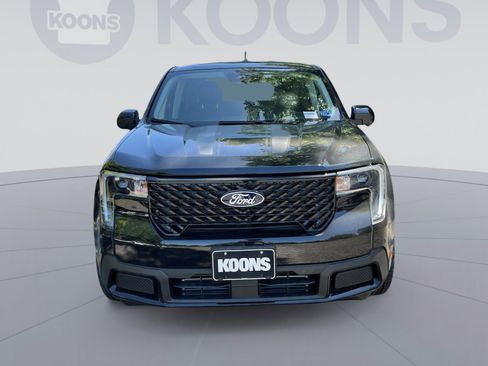 New 2026 Ford Maverick Lariat w/ Black Appearance Package AWD/4WD image 4