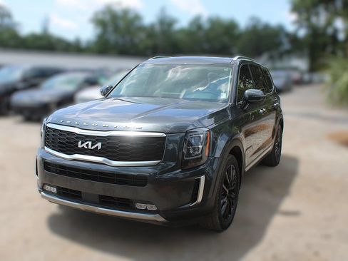 Used 2022 Kia Telluride SX w/ Towing Package FWD image 17