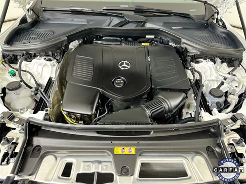 Used 2025 Mercedes-Benz GLC 350e 4MATIC image 32