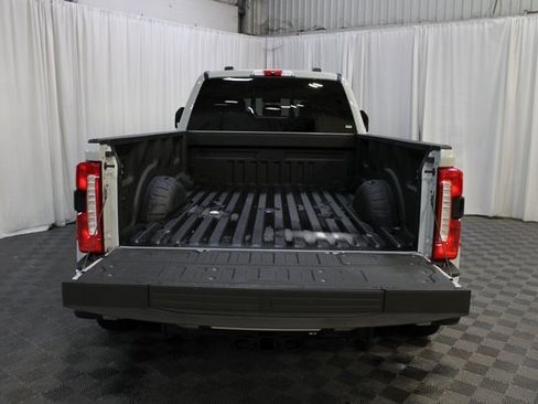 Used 2025 Ford F350 Lariat w/ Lariat Ultimate Package image 7