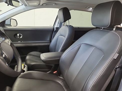 Used 2024 Hyundai Ioniq 5 Limited image 7