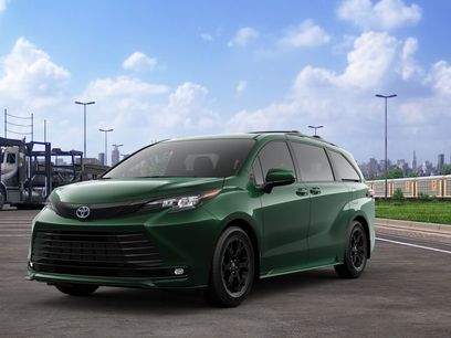 New 2025 Toyota Sienna XLE Woodland Edition