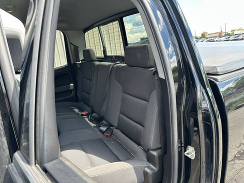 Used 2018 GMC Sierra 1500 SLE w/ SLE Value Package AWD/4WD image 18