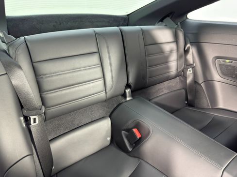 Used 2022 Porsche 911 Carrera S w/ Sport Package image 37