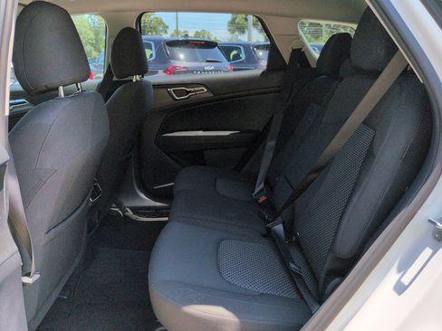 Certified 2025 Kia Sportage LX FWD image 14