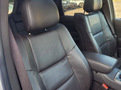 Used 2017 Jeep Grand Cherokee Summit AWD/4WD image 28