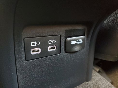 Certified 2024 Toyota Prius Prime FWD image 12