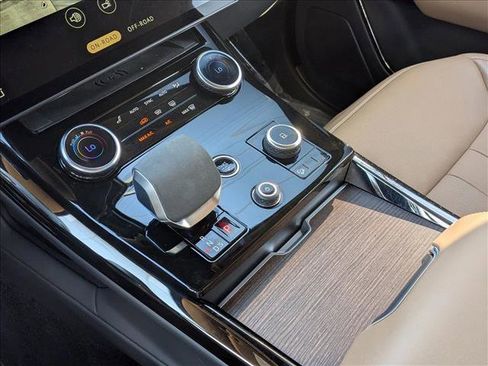 Used 2023 Land Rover Range Rover Sport SE image 15