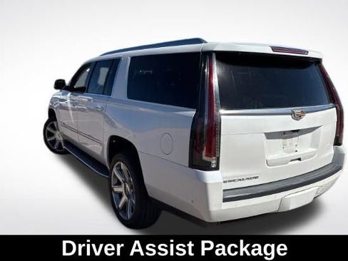 Used 2020 Cadillac Escalade ESV Premium Luxury AWD/4WD image 5