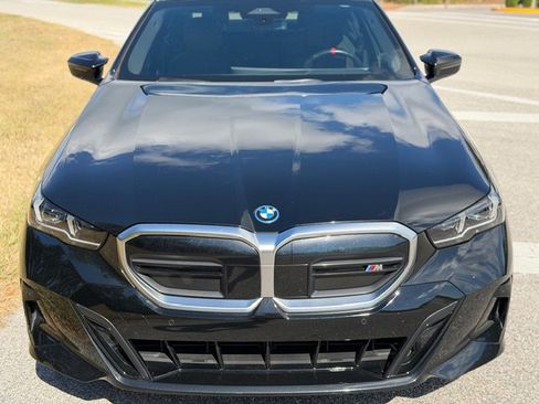 Used 2024 BMW i5 M60 image 9