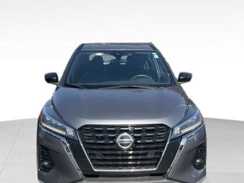 Used 2021 Nissan Kicks SR FWD image 7
