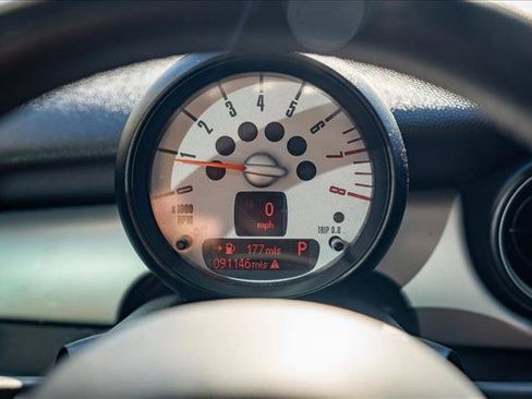 Used 2013 MINI Cooper Hardtop FWD image 14