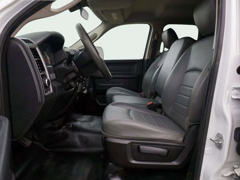 Used 2016 RAM 1500 Tradesman AWD/4WD image 16