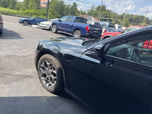 Used 2016 Chrysler 300 S image 4