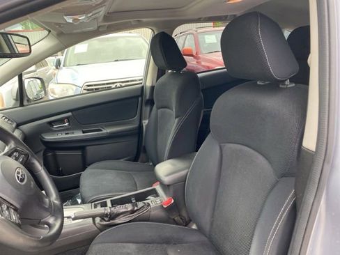 Used 2013 Subaru Crosstrek 2.0i Premium w/ Popular Pkg 2 AWD/4WD image 9