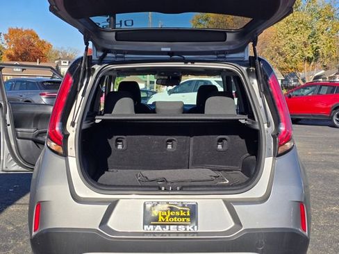 Used 2024 Kia Soul EX image 25