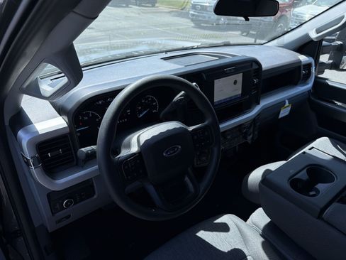 New 2026 Ford F250 XL w/ STX Appearance Package AWD/4WD image 19