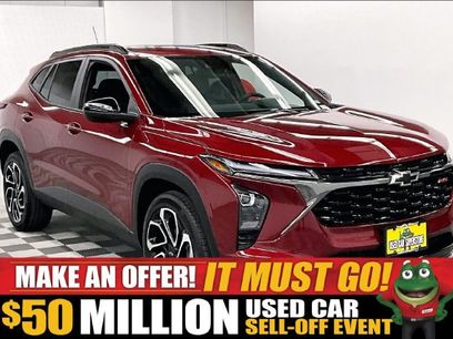 Used 2025 Chevrolet Trax RS w/ Sunroof Package