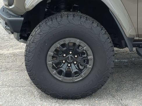 New 2025 Ford Bronco Raptor w/ Interior Carbon Fiber Pack AWD/4WD image 18